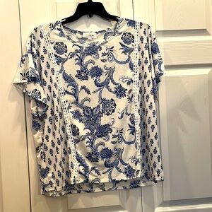 Very soft knit 3X top - runs small!